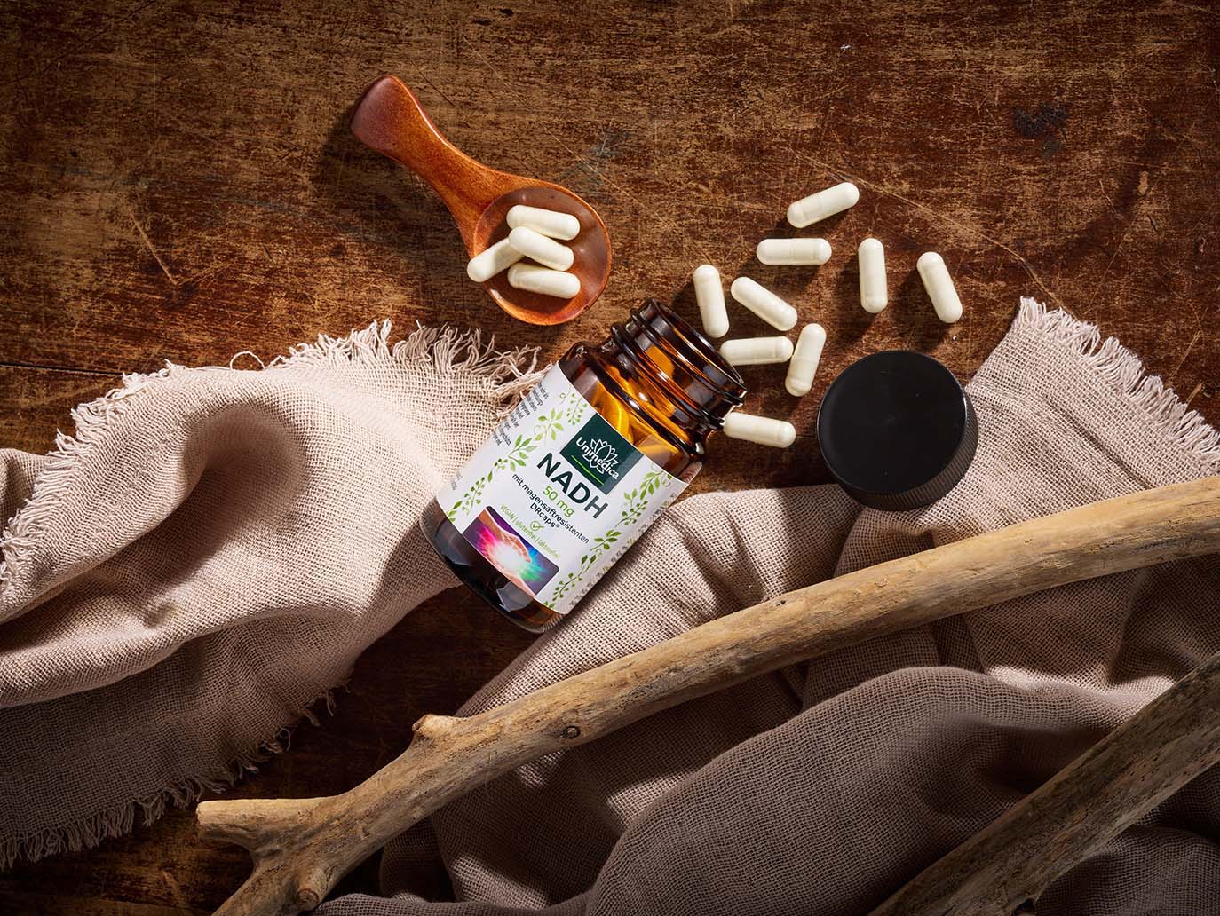 Resvératrol + Pipérine - 150 mg - avec 98 % de trans-resvératrol issu de renouée de Japon - 60 gélules - par Unimedica